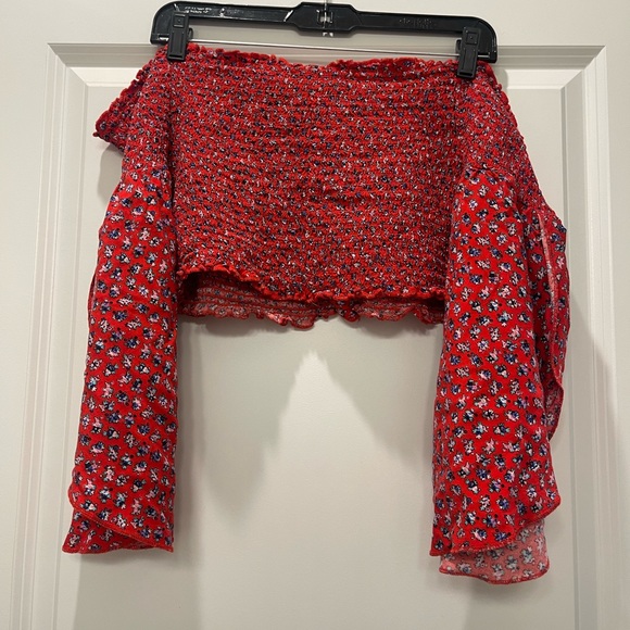 XHILARATION | Floral Red Off The Shoulder Smocked Top With Bell Sleeves - Picture 4 of 4